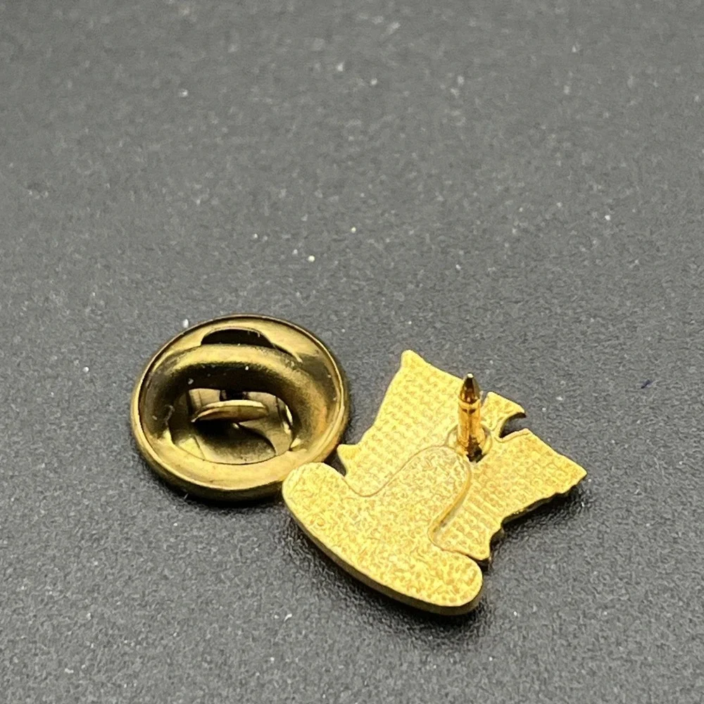 FOE Fraternal Order Of Eagles 35‎ Years Lapel Hat Pin